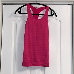 UNDER  ARMOUR fitted pink heat gear tank top gym shirt sleeveless size XS